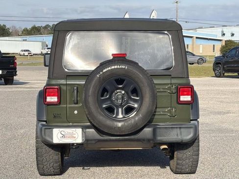 Used 2021 Jeep Wrangler Sport AWD/4WD image 7