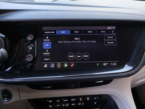 Used 2021 Buick Envision Preferred image 23