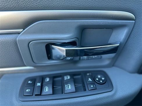 Used 2018 RAM 2500 Big Horn w/ Harvest Edition image 14