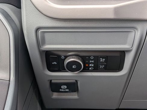 Used 2023 Ford F150 XLT image 24