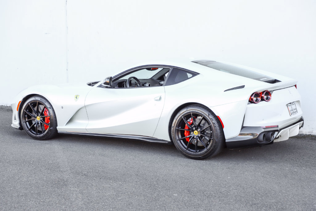 Certified 2018 Ferrari 812 Superfast RWD image 9