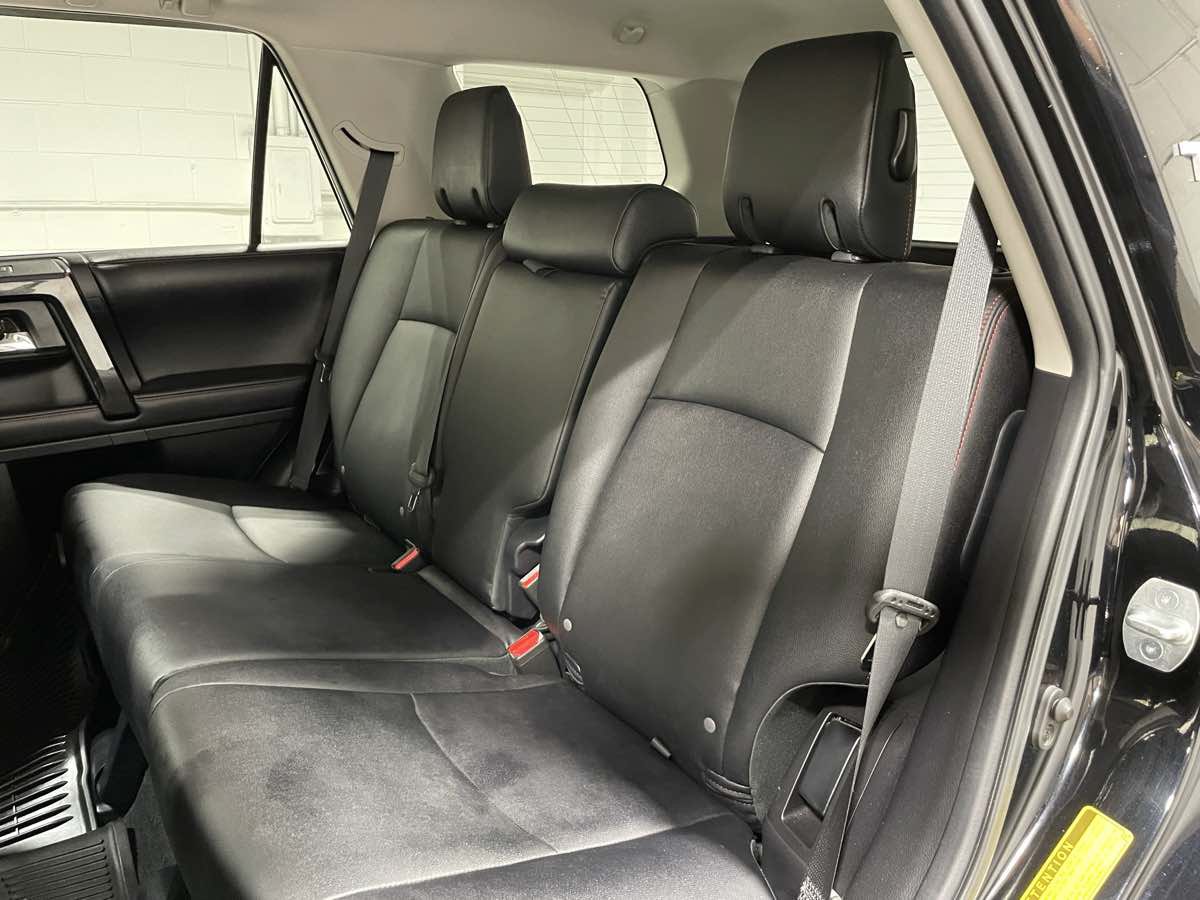 Used 2019 Toyota 4Runner TRD Off-Road Premium AWD/4WD image 17