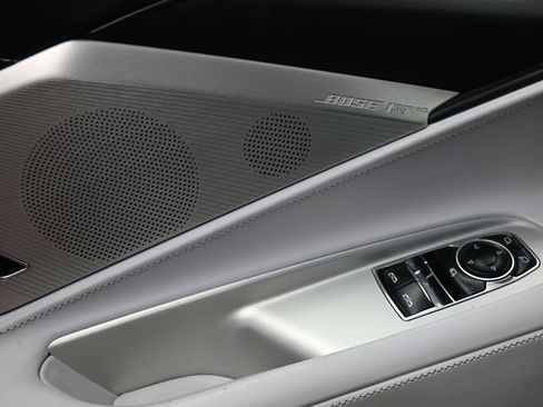 Used 2021 Chevrolet Corvette Stingray Premium Cpe w/ Z51 Performance Package image 12