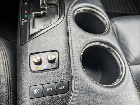 Used 2014 Toyota Avalon XLE Premium image 16