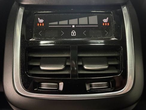 Used 2019 Volvo XC90 T6 R-Design w/ Advanced Package AWD/4WD image 13