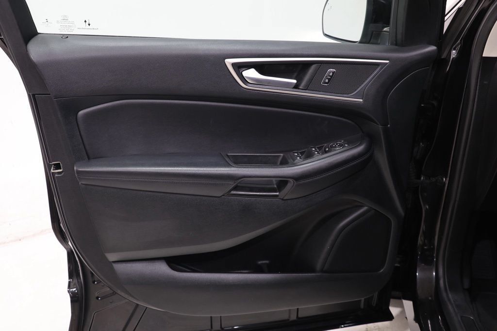 Used 2022 Ford Edge SEL AWD/4WD image 18