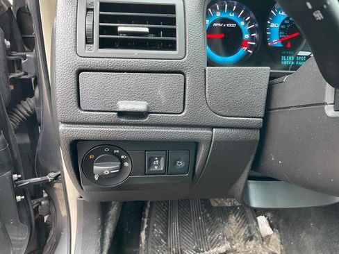 Used 2012 Ford Fusion SEL image 34