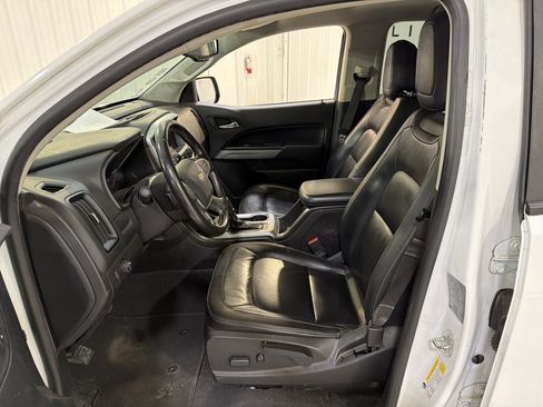 Used 2021 Chevrolet Colorado LT w/ LT Convenience Package image 10