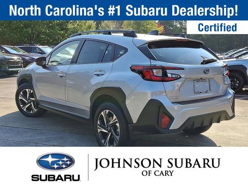 Used 2025 Subaru Crosstrek 2.5i Premium AWD/4WD image 11