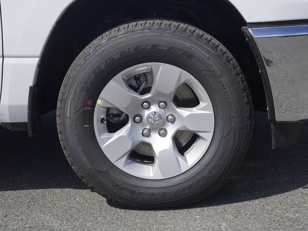 New 2026 RAM 1500 Big Horn AWD/4WD image 11