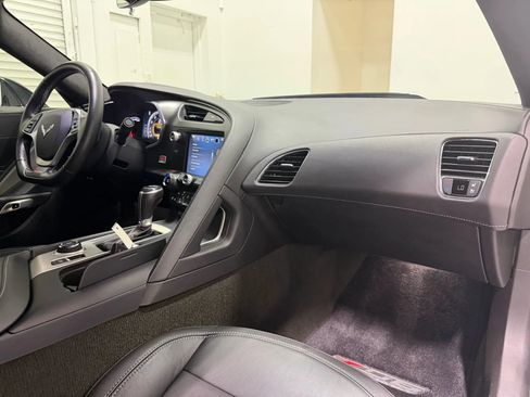 Used 2016 Chevrolet Corvette Z06 w/ 3LZ Preferred Equipment Group image 42