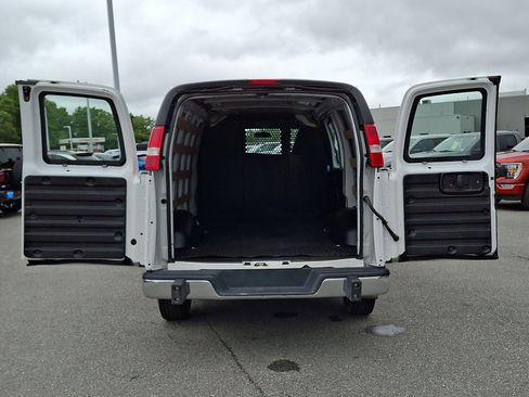 Certified 2024 Chevrolet Express 2500 w/ Driver Convenience Package RWD image 27