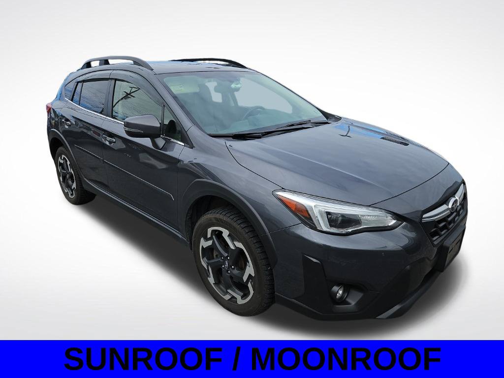 Used 2022 Subaru Crosstrek 2.5i Limited w/ Moonroof Package 2 AWD/4WD image 3