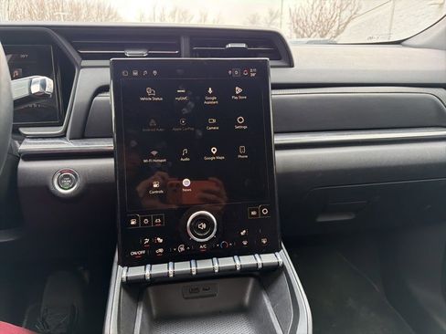 Used 2026 GMC Terrain Elevation image 10