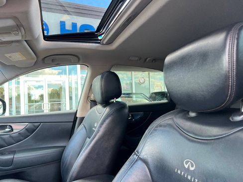 Used 2010 INFINITI FX35 AWD w/ Premium Pkg image 17