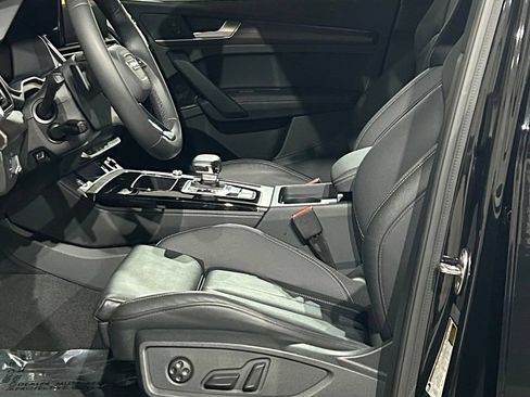 Used 2025 Audi Q5 2.0T Premium Plus AWD/4WD image 43