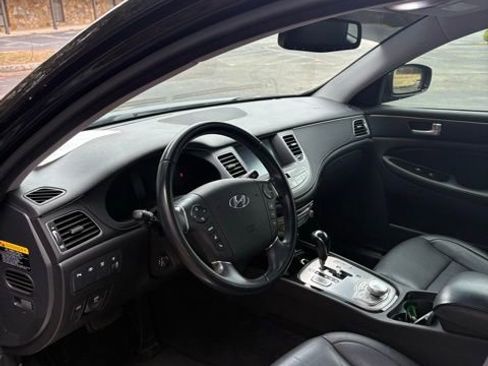 Used 2013 Hyundai Genesis 5.0 R-Spec image 14