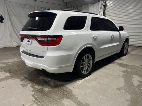 Used 2024 Dodge Durango GT RWD image 7