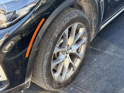 Used 2019 BMW X5 xDrive40i w/ Premium Package 2 image 8