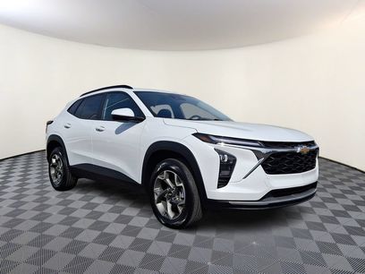 Used 2025 Chevrolet Trax LT