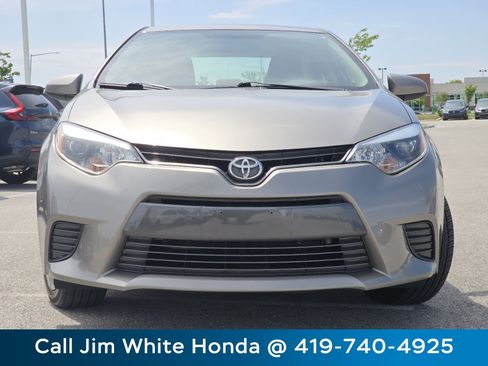 Used 2016 Toyota Corolla LE FWD image 10