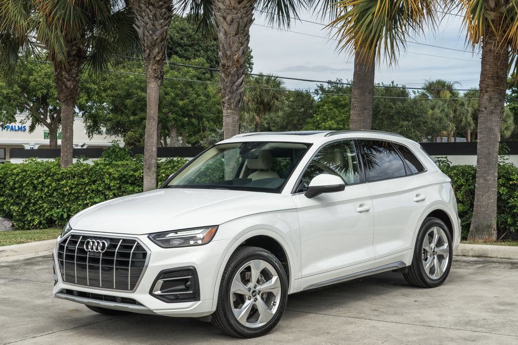 Used 2021 Audi Q5 2.0T Premium Plus w/ Premium Plus Package AWD/4WD image 37
