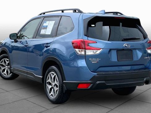 Certified 2023 Subaru Forester Premium AWD/4WD image 12