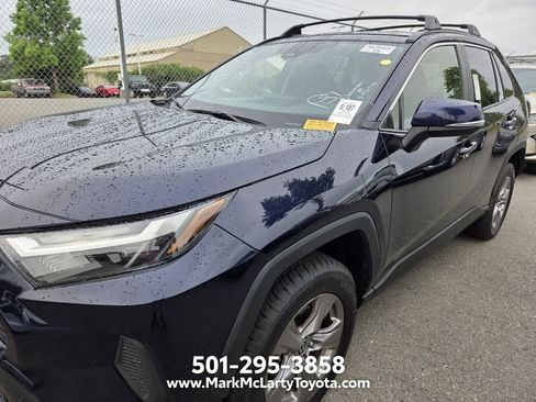 Used 2023 Toyota RAV4 XLE FWD image 4