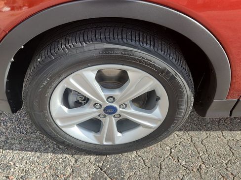 Used 2015 Ford Escape SE w/ Equipment Group 201A image 20