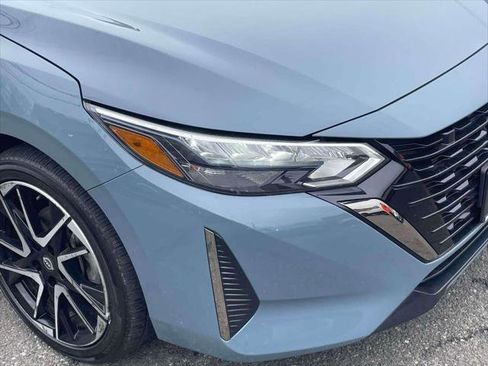 Used 2024 Nissan Sentra SR image 8