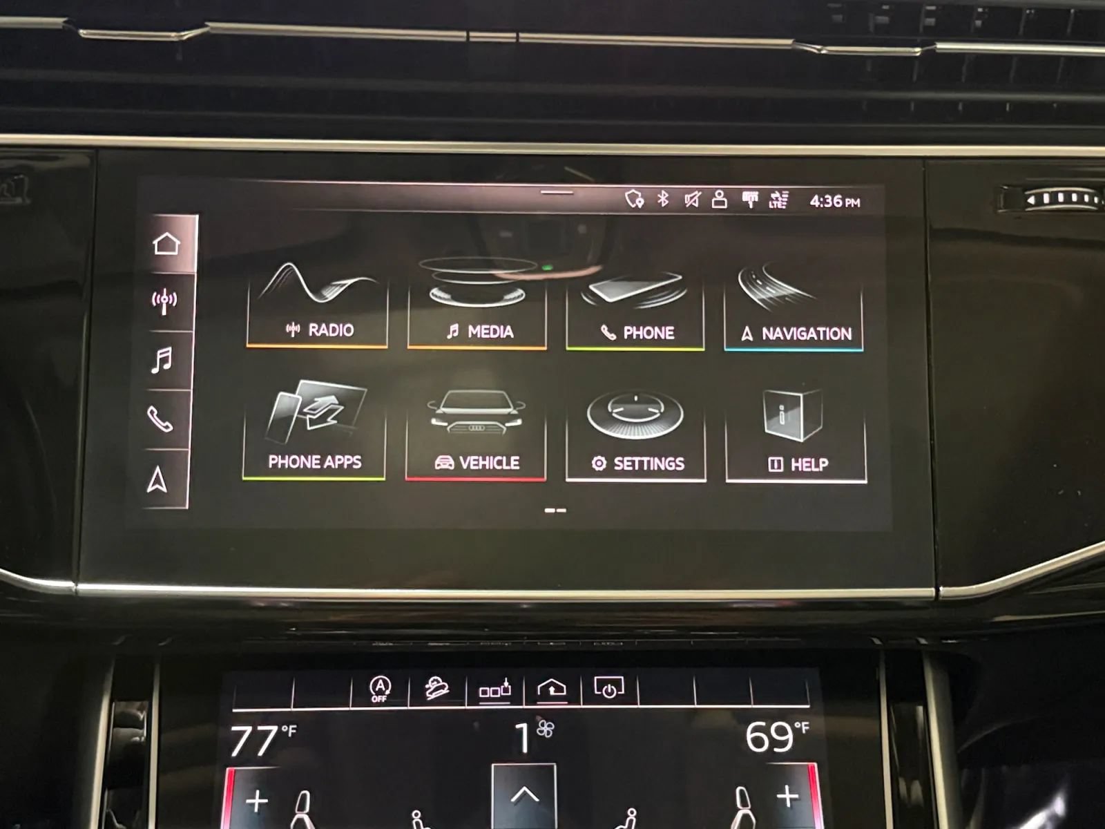Used 2020 Audi Q7 3.0T Premium w/ Convenience Package AWD/4WD image 32