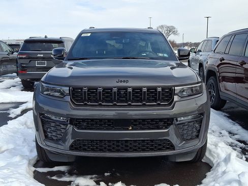 New 2026 Jeep Grand Cherokee L Limited AWD/4WD image 2