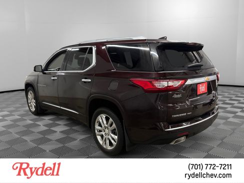 Certified 2021 Chevrolet Traverse High Country image 3