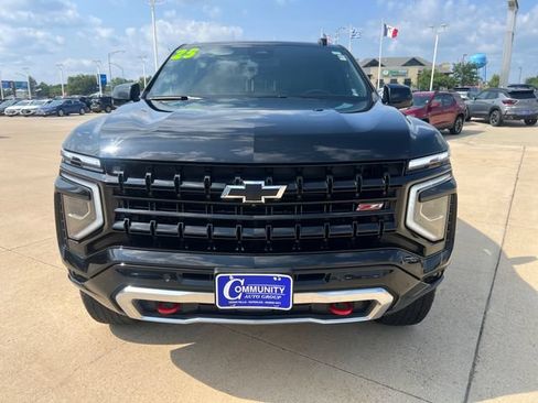 Certified 2025 Chevrolet Suburban Z71 AWD/4WD image 8