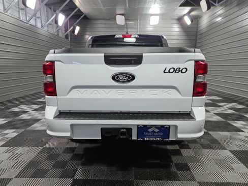 Used 2025 Ford Maverick Lobo image 6