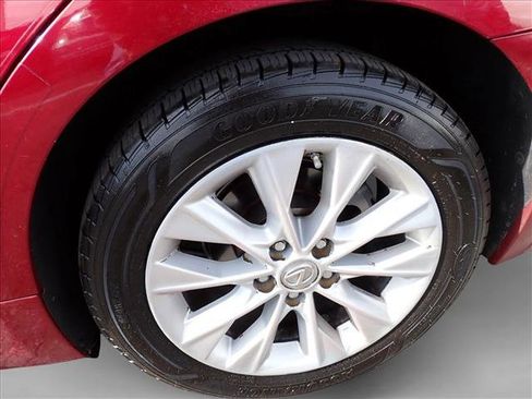 Used 2014 Lexus ES 300h w/ Luxury Package w/Bamboo Trim image 7