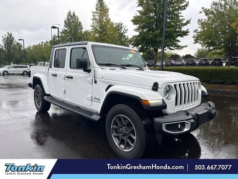 Used 2020 Jeep Gladiator Overland AWD/4WD image 1