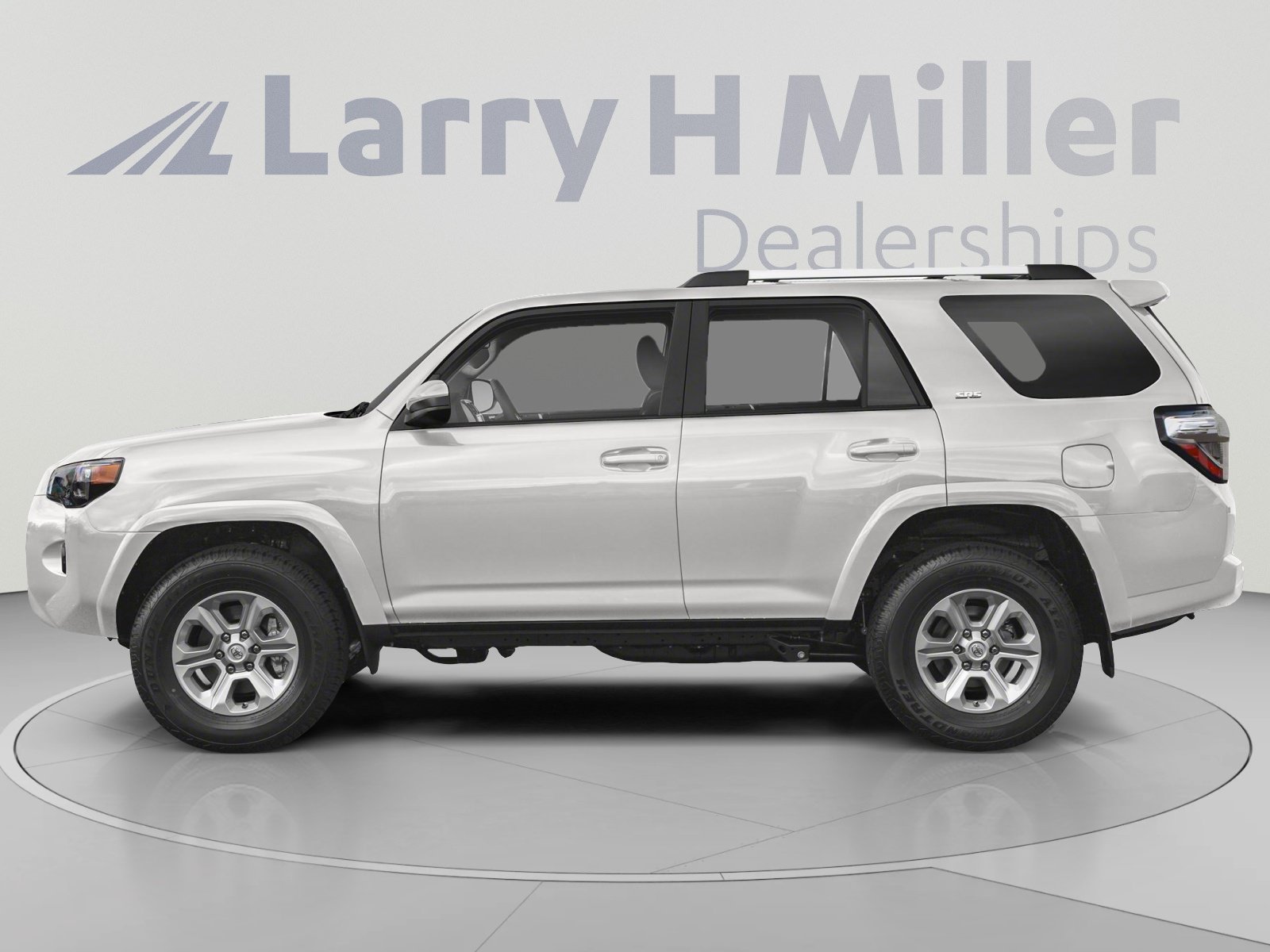 Used 2022 Toyota 4Runner SR5 RWD image 3