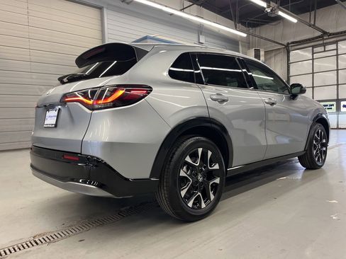 Used 2026 Honda HR-V EX-L image 7