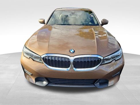 Used 2019 BMW 330i Sedan w/ Premium Package image 2