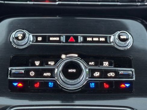 Used 2022 Lincoln Nautilus Reserve w/ Equipment Group 201A image 23