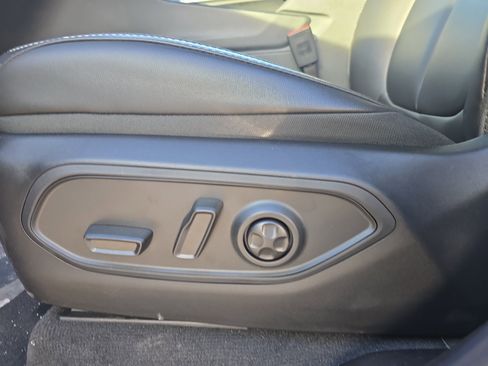 New 2025 Jeep Grand Cherokee L Limited image 13