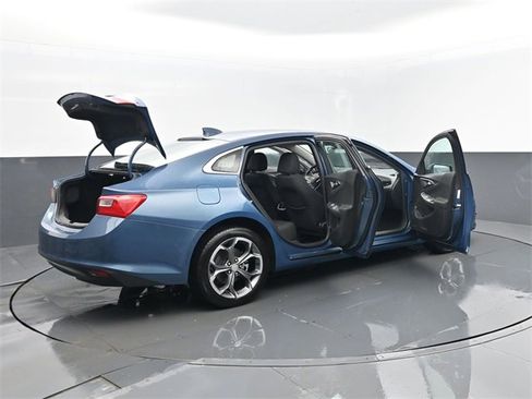 Used 2024 Chevrolet Malibu LT image 29