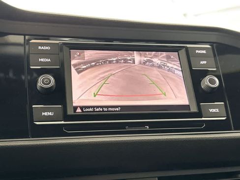 Used 2023 Volkswagen Jetta Sport FWD image 19