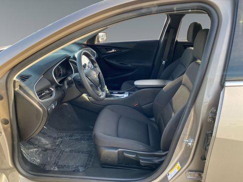 Used 2024 Chevrolet Malibu LS FWD image 9