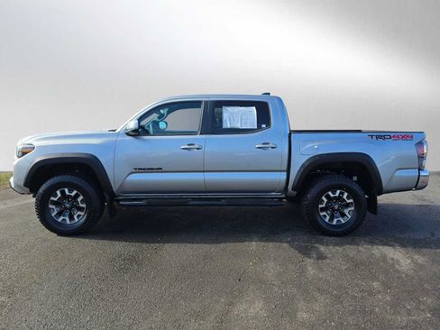 Certified 2023 Toyota Tacoma TRD Off-Road w/ Black Out Package (TMS) image 7