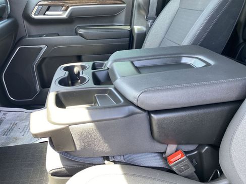 Used 2024 GMC Sierra 1500 Elevation w/ LPO, Elevation Black Package AWD/4WD image 18