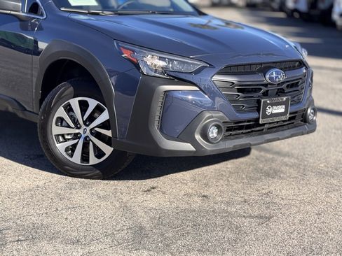 Used 2024 Subaru Outback 2.5i image 3