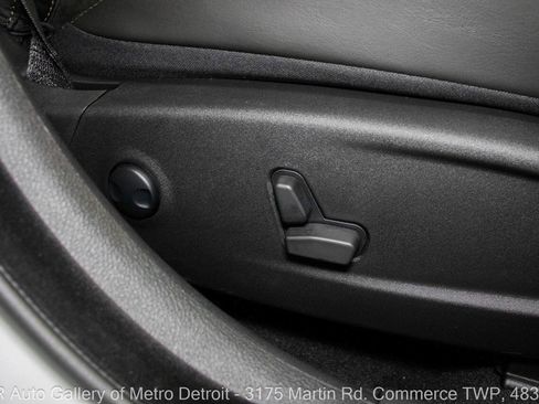 Used 2023 Dodge Charger Scat Pack image 40