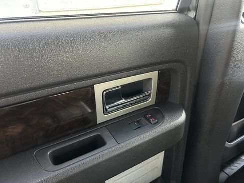 Used 2013 Ford F150 Platinum AWD/4WD image 28